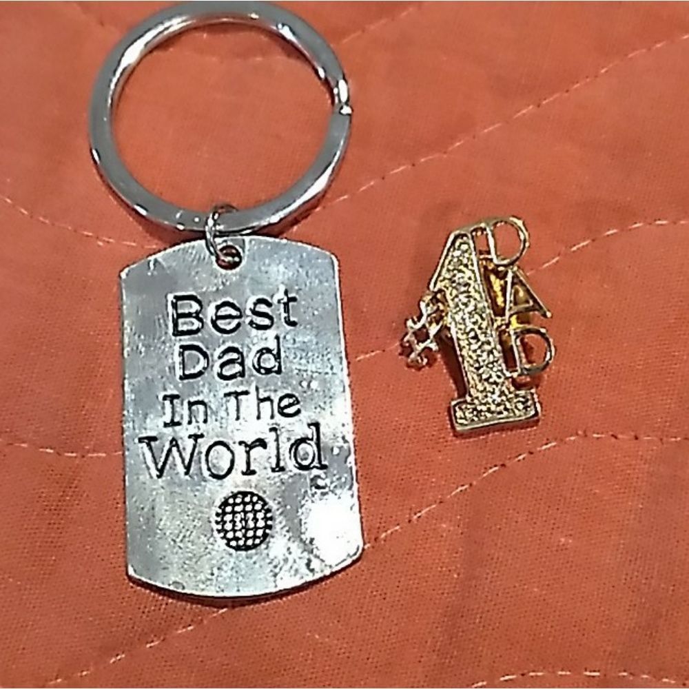 - Dad's lot Keychain+brooch pin #1 fathers d…